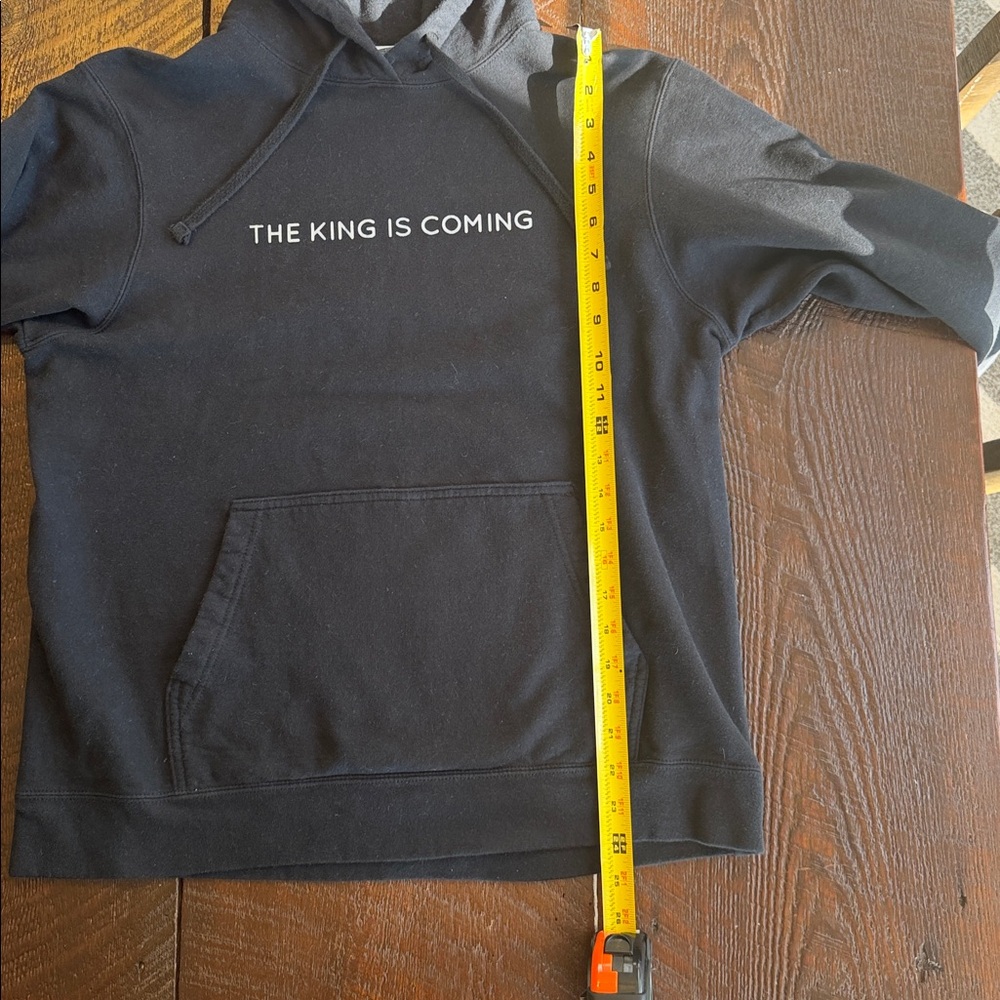 Graphic Hoodie The King Is Coming Black Medium Christian Streetwear Pullover Men